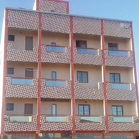 Apartament Chez Mimi Toubab Dialaw Zewnętrze zdjęcie