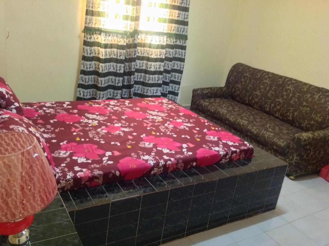 Apartament Chez Mimi Toubab Dialaw Zewnętrze zdjęcie