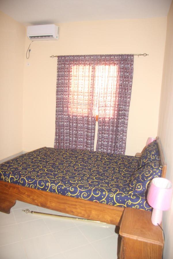 Apartament Chez Mimi Toubab Dialaw Zewnętrze zdjęcie