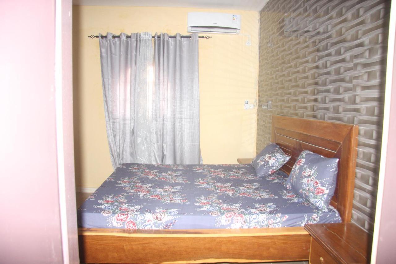 Apartament Chez Mimi Toubab Dialaw Zewnętrze zdjęcie