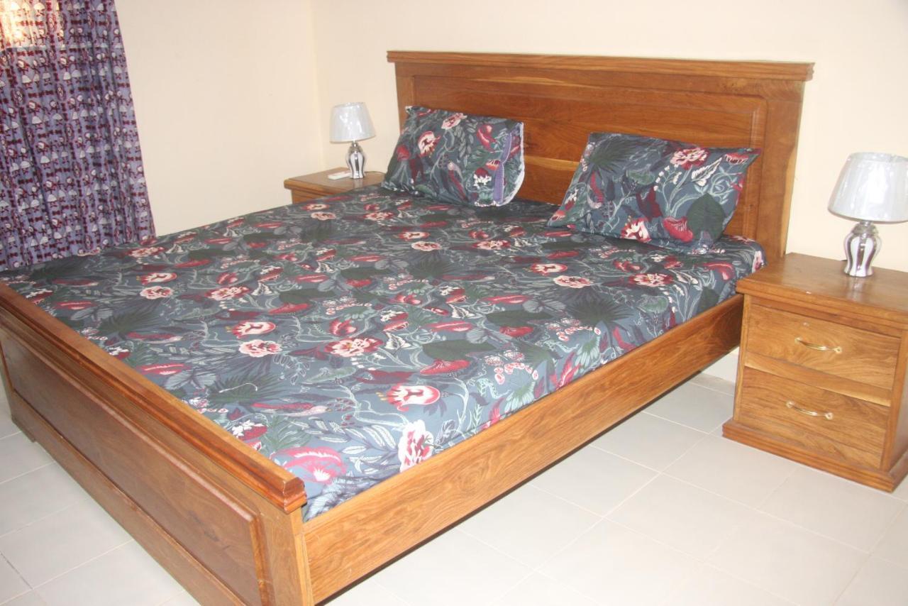 Apartament Chez Mimi Toubab Dialaw Zewnętrze zdjęcie