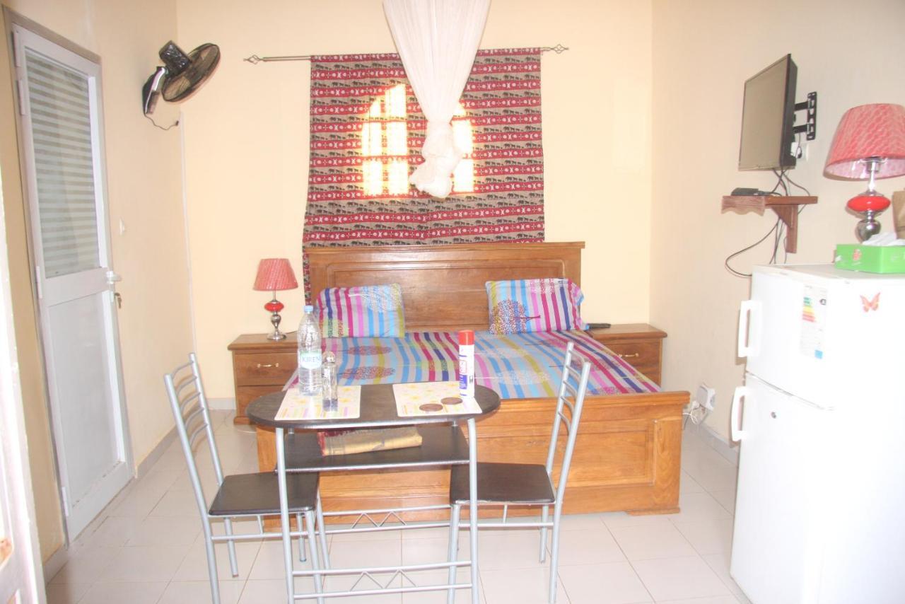 Apartament Chez Mimi Toubab Dialaw Zewnętrze zdjęcie